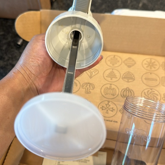 Pampered chef cookie press - Picture 9 of 10